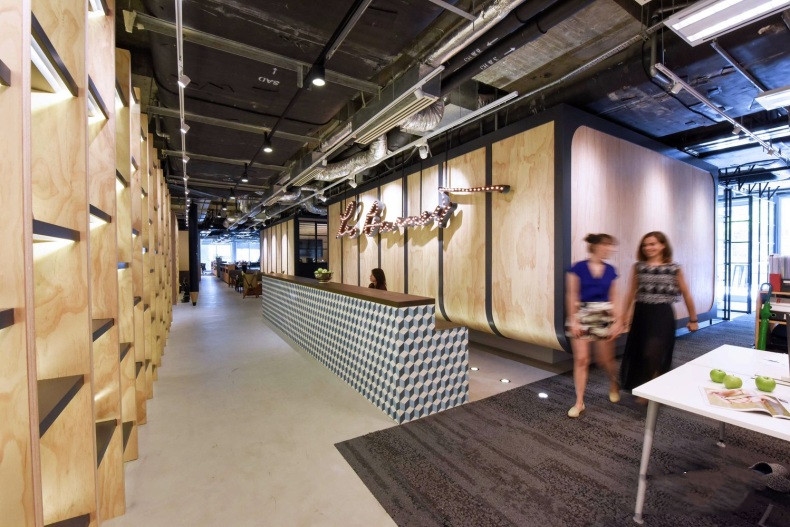 香港廣告公司總部辦公室裝修設(shè)計(jì)-第2張圖片-上海古都建筑設(shè)計(jì)集團(tuán) 香港廣告公司總部辦公室裝修設(shè)計(jì)-第2張圖片-上海古都建筑設(shè)計(jì)集團(tuán)