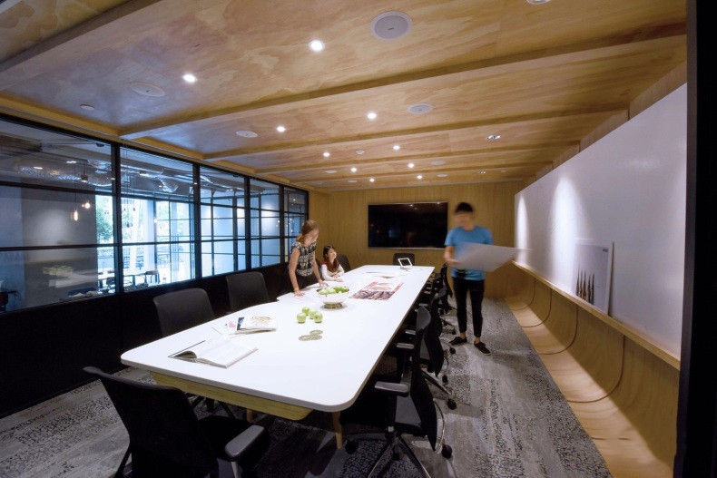 香港廣告公司總部辦公室裝修設(shè)計(jì)-第3張圖片-上海古都建筑設(shè)計(jì)集團(tuán) 香港廣告公司總部辦公室裝修設(shè)計(jì)-第3張圖片-上海古都建筑設(shè)計(jì)集團(tuán)