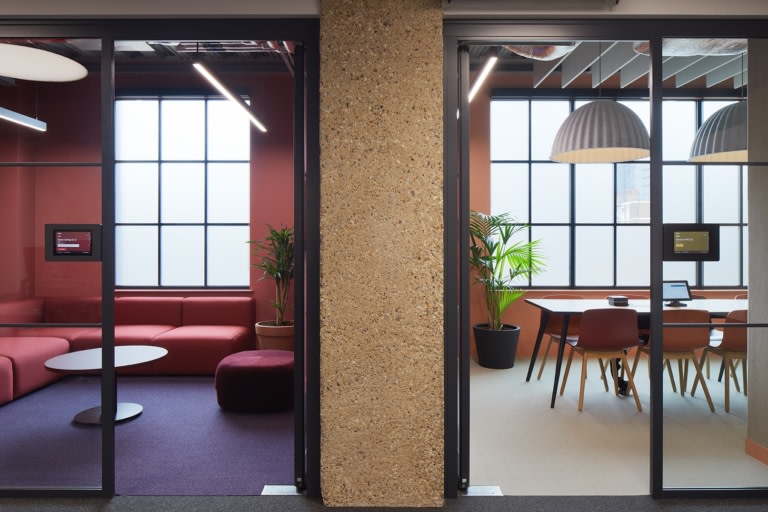 寶山180平營銷辦公室裝修設(shè)計(jì)案例【3800平方】-第2張圖片-上海古都建筑設(shè)計(jì)集團(tuán) 寶山180平營銷辦公室裝修設(shè)計(jì)案例【3800平方】-第2張圖片-上海古都建筑設(shè)計(jì)集團(tuán)