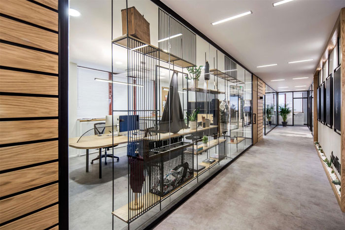 浦東時裝公司辦公室裝修設(shè)計案例-第3張圖片-上海古都建筑設(shè)計集團(tuán)