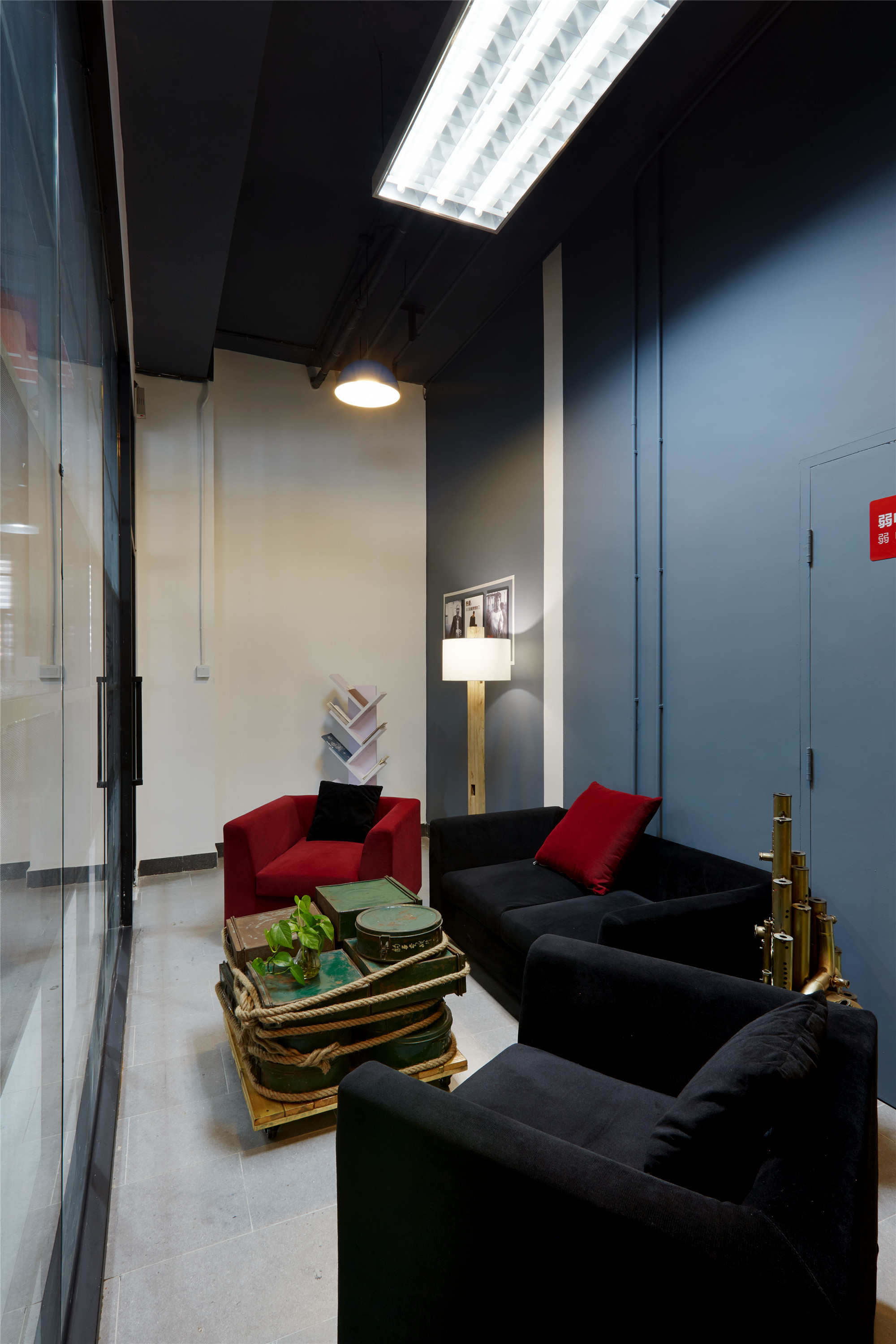 寶山區(qū)100平創(chuàng)業(yè)公司辦公室裝修設(shè)計(jì)-第2張圖片-上海古都建筑設(shè)計(jì)集團(tuán) 寶山區(qū)100平創(chuàng)業(yè)公司辦公室裝修設(shè)計(jì)-第2張圖片-上海古都建筑設(shè)計(jì)集團(tuán)