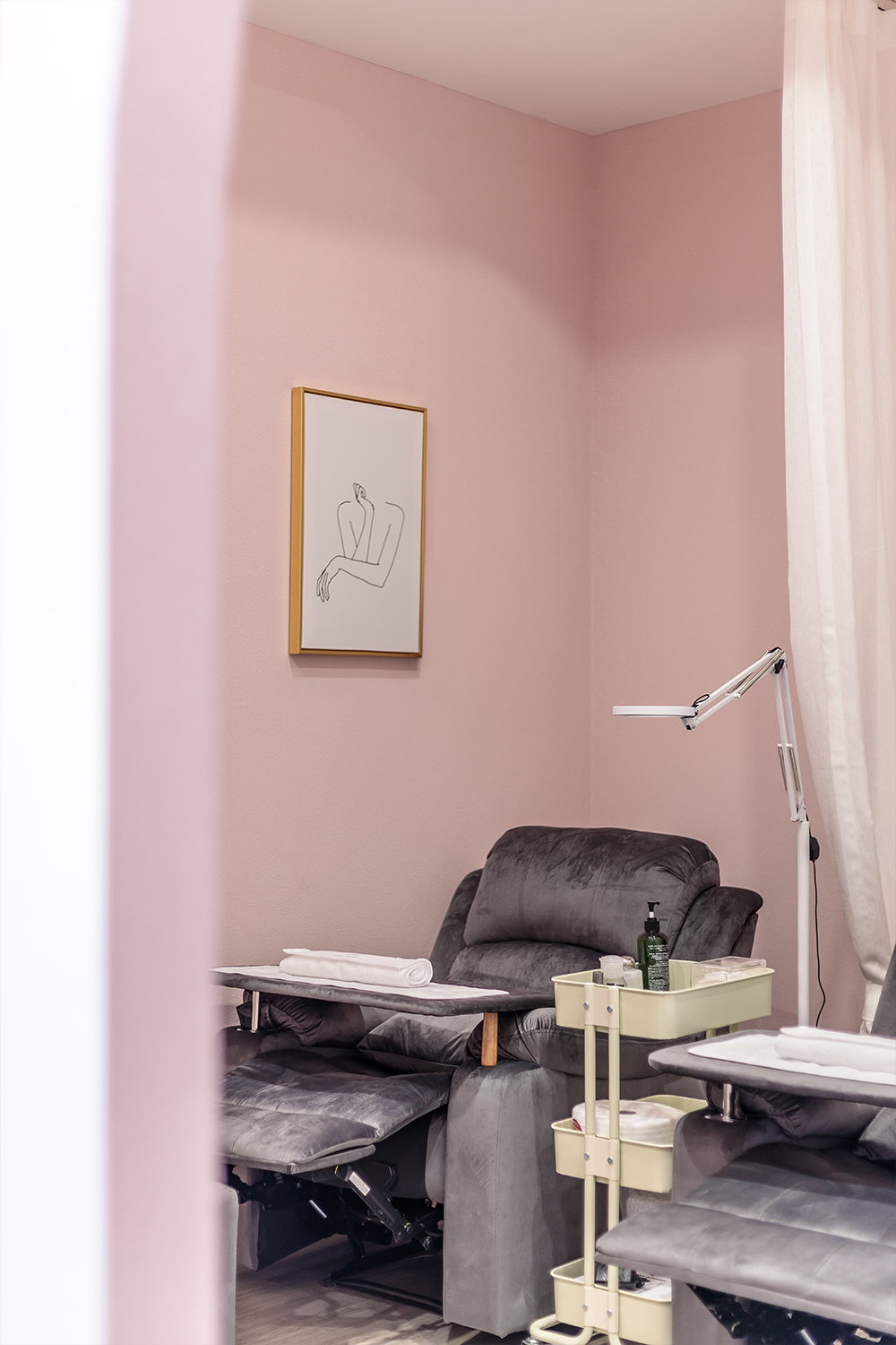 普陀區(qū)90平美甲店辦公室裝修設(shè)計(jì)-第1張圖片-上海古都建筑設(shè)計(jì)集團(tuán) 普陀區(qū)90平美甲店辦公室裝修設(shè)計(jì)-第1張圖片-上海古都建筑設(shè)計(jì)集團(tuán)