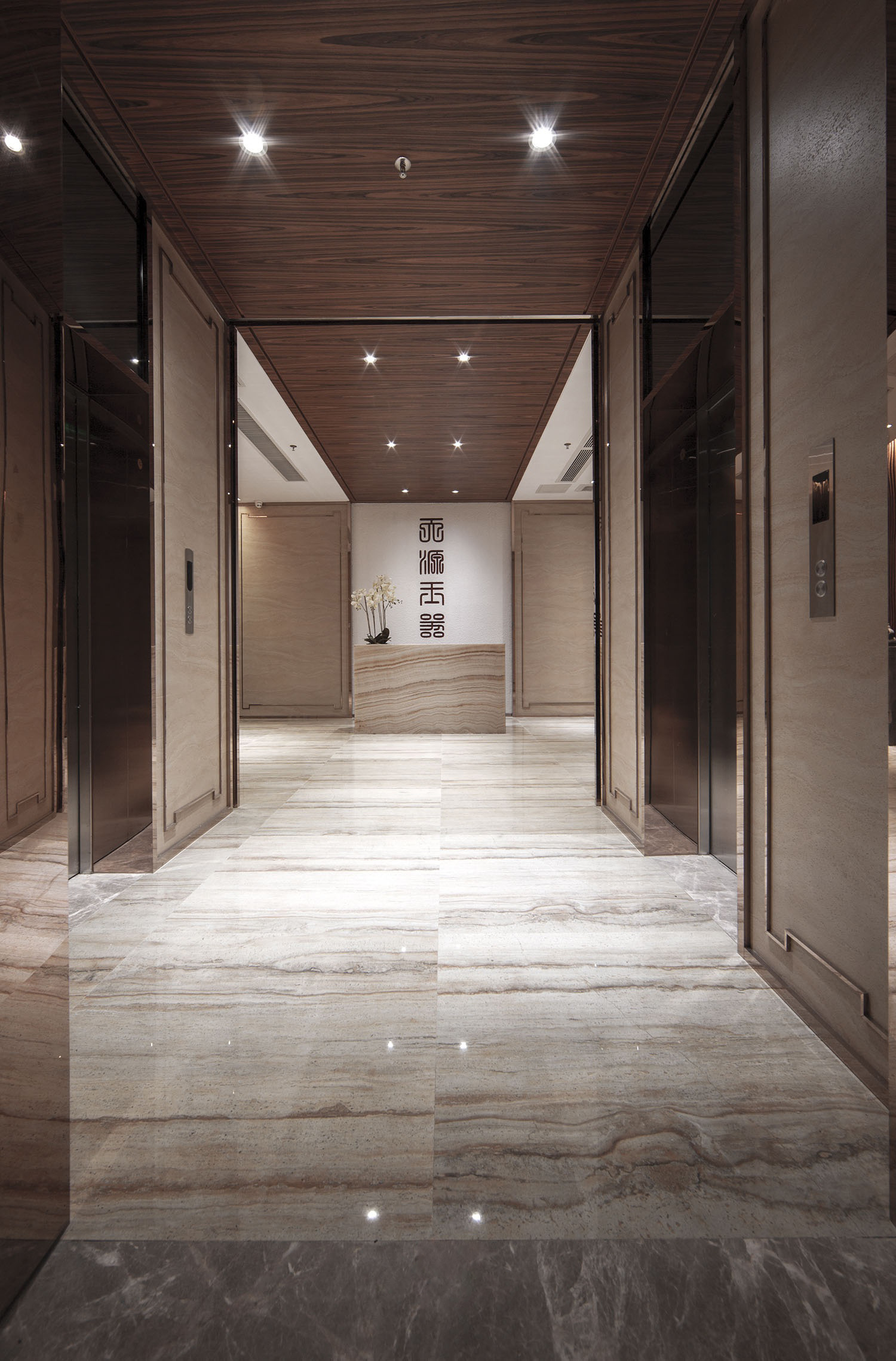 黃浦區(qū)玉器展廳辦公室裝修設(shè)計(jì)-第4張圖片-上海古都建筑設(shè)計(jì)集團(tuán)