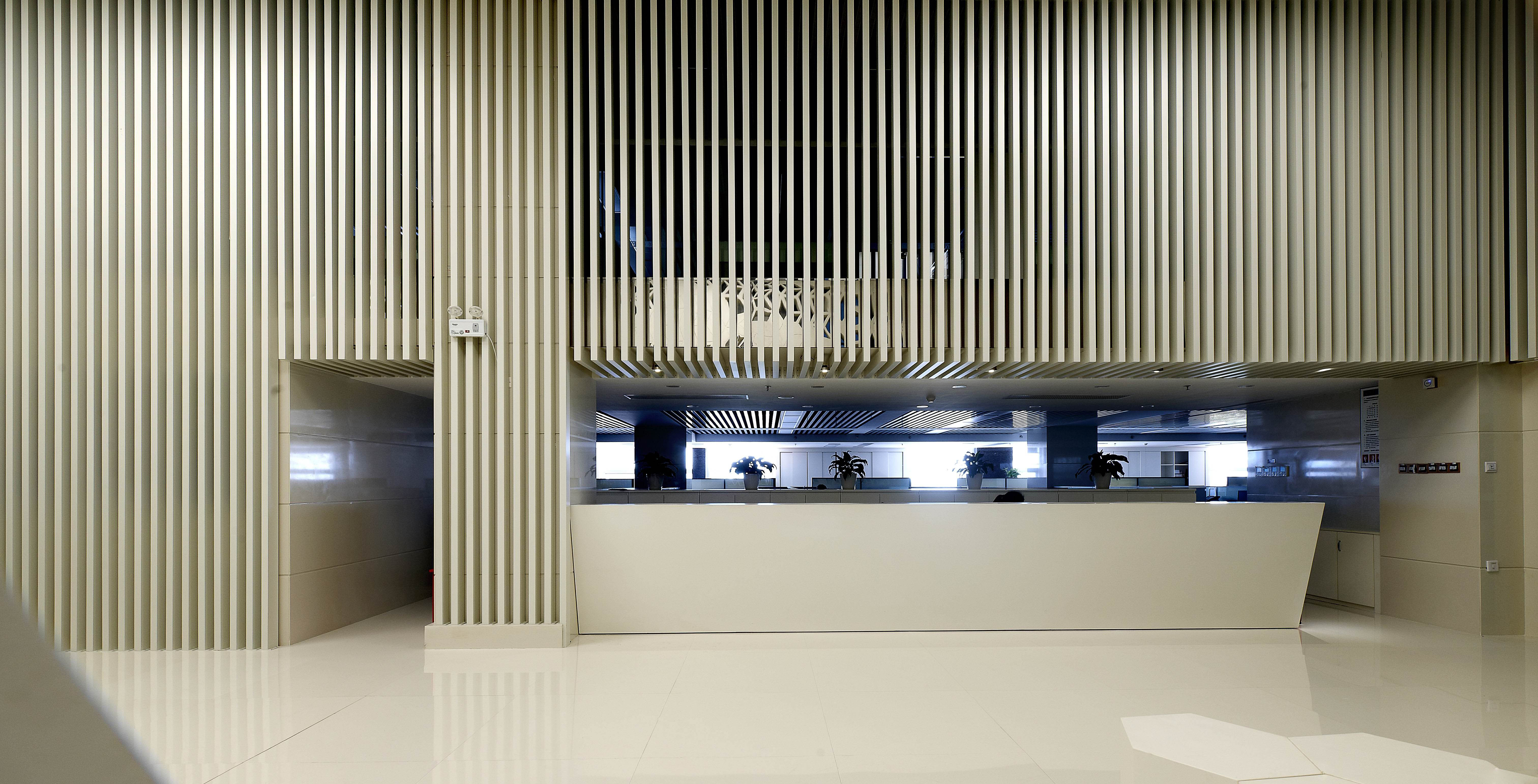 松江區(qū)寬廣辦公室裝修設(shè)計(jì)-第2張圖片-上海古都建筑設(shè)計(jì)集團(tuán) 松江區(qū)寬廣辦公室裝修設(shè)計(jì)-第2張圖片-上海古都建筑設(shè)計(jì)集團(tuán)