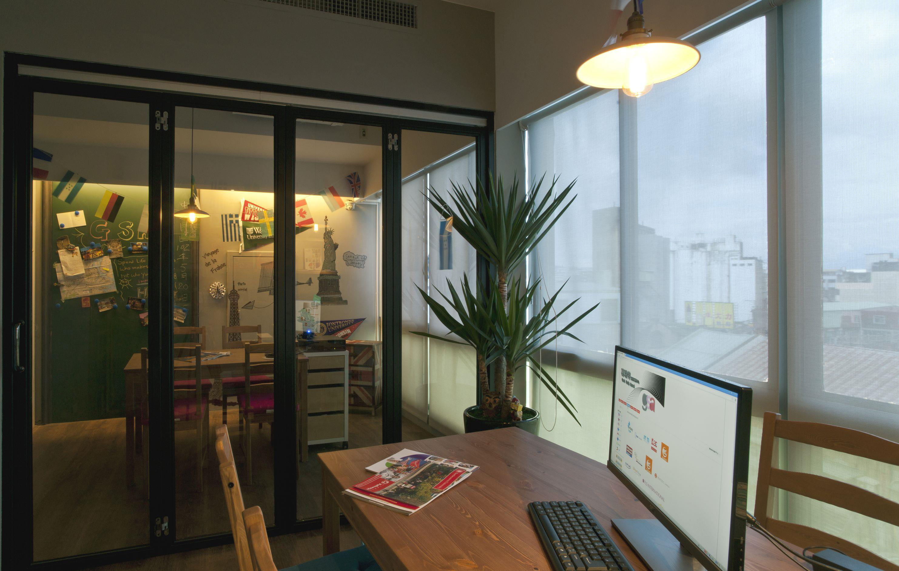 黃浦區(qū)觀景辦公室裝修設計-第6張圖片-上海古都建筑設計集團 黃浦區(qū)觀景辦公室裝修設計-第6張圖片-上海古都建筑設計集團