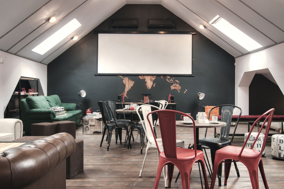 閣樓咖啡廳辦公室裝修設(shè)計效果圖-第3張圖片-上海古都建筑設(shè)計集團