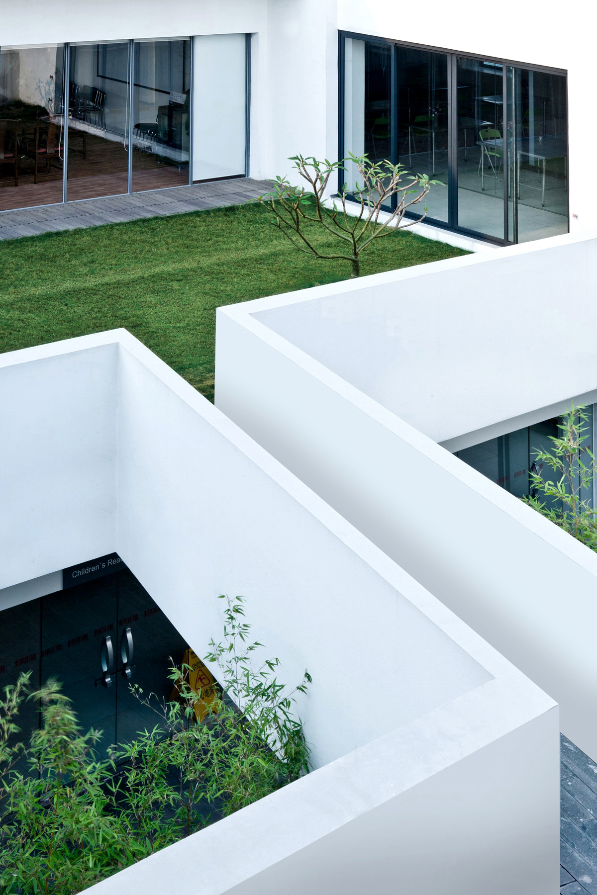 上海辦公樓草坪裝修設(shè)計(jì)-第3張圖片-上海古都建筑設(shè)計(jì)集團(tuán) 上海辦公樓草坪裝修設(shè)計(jì)-第3張圖片-上海古都建筑設(shè)計(jì)集團(tuán)