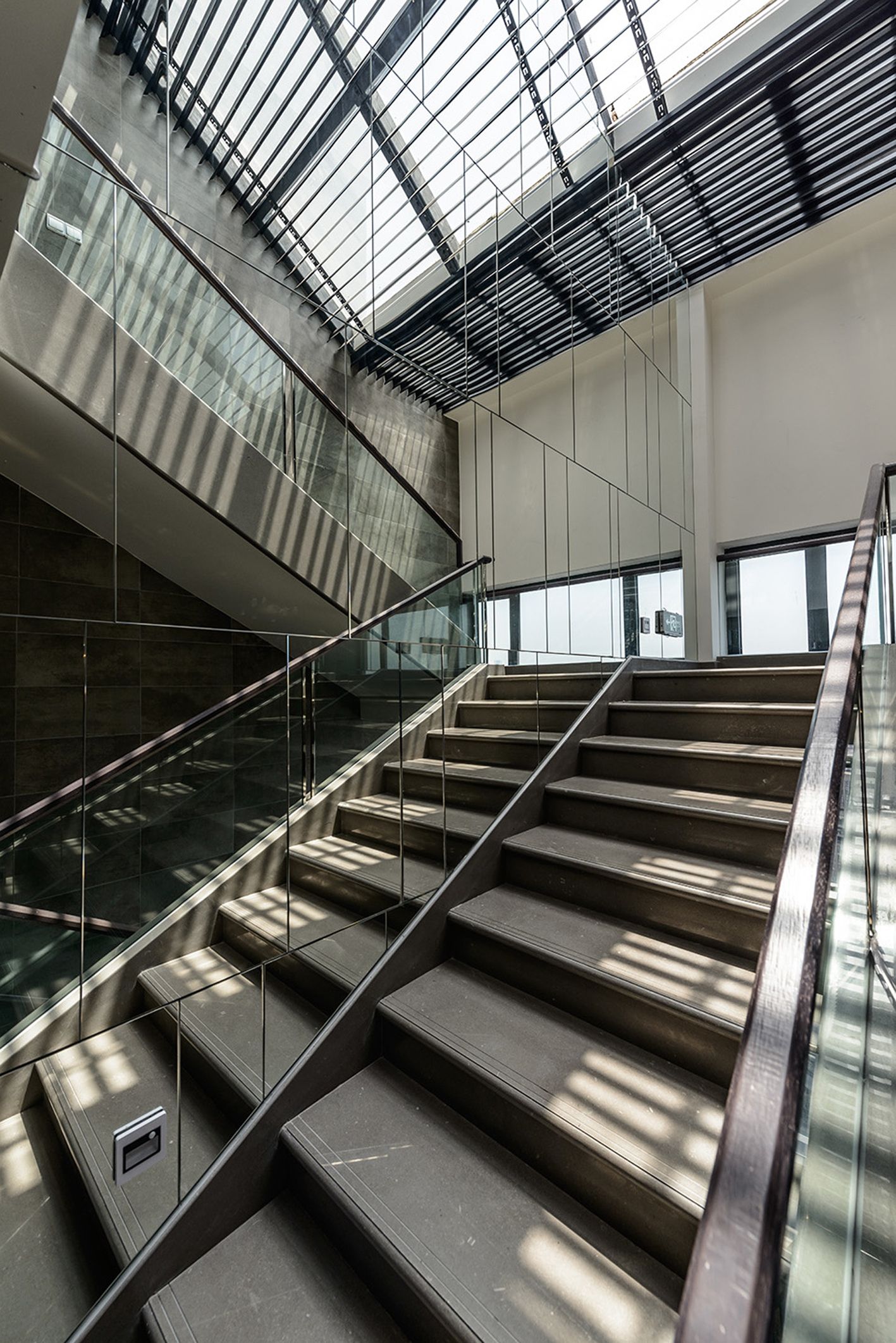 上海形態(tài)創(chuàng)意辦公室裝修設計-第7張圖片-上海古都建筑設計集團 上海形態(tài)創(chuàng)意辦公室裝修設計-第7張圖片-上海古都建筑設計集團