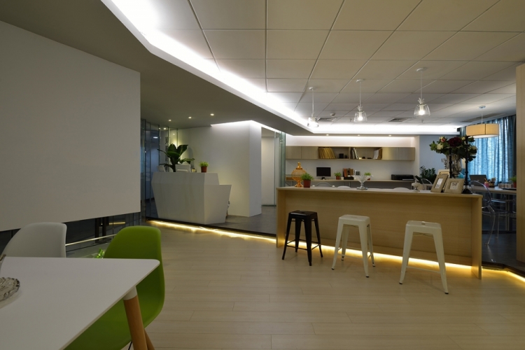 現(xiàn)代簡約時(shí)尚辦公室裝修設(shè)計(jì)-第6張圖片-上海古都建筑設(shè)計(jì)集團(tuán)