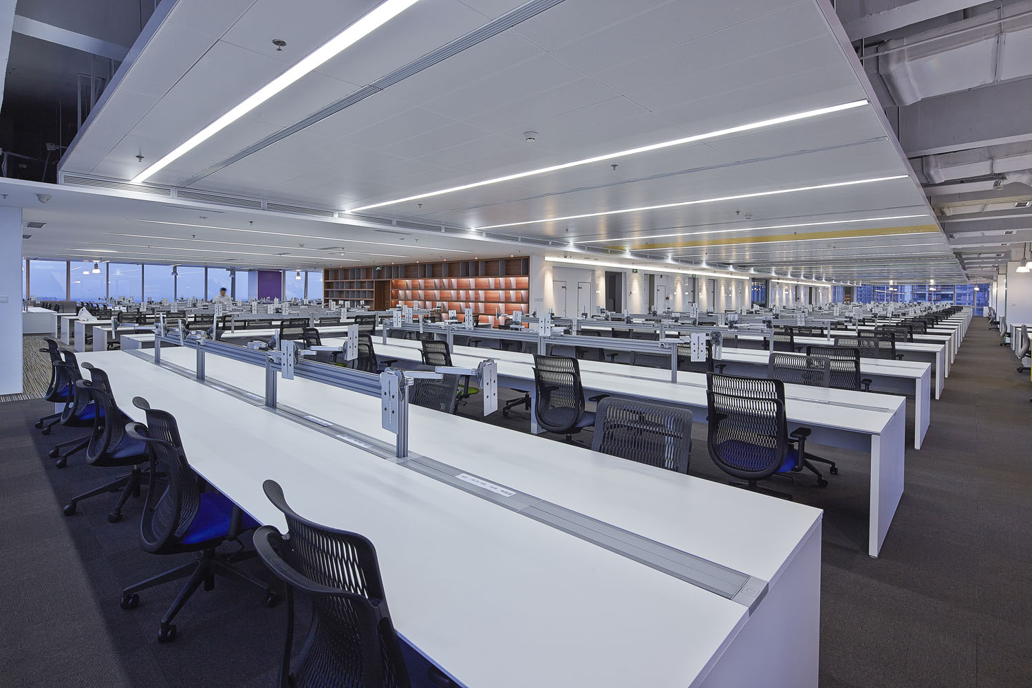 現代科技風辦公室裝修設計效果圖-第2張圖片-上海古都建筑設計集團 現代科技風辦公室裝修設計效果圖-第2張圖片-上海古都建筑設計集團