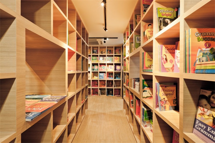 虹口區(qū)原木風(fēng)格書店裝修設(shè)計-第5張圖片-上海古都建筑設(shè)計集團(tuán) 虹口區(qū)原木風(fēng)格書店裝修設(shè)計-第5張圖片-上海古都建筑設(shè)計集團(tuán)