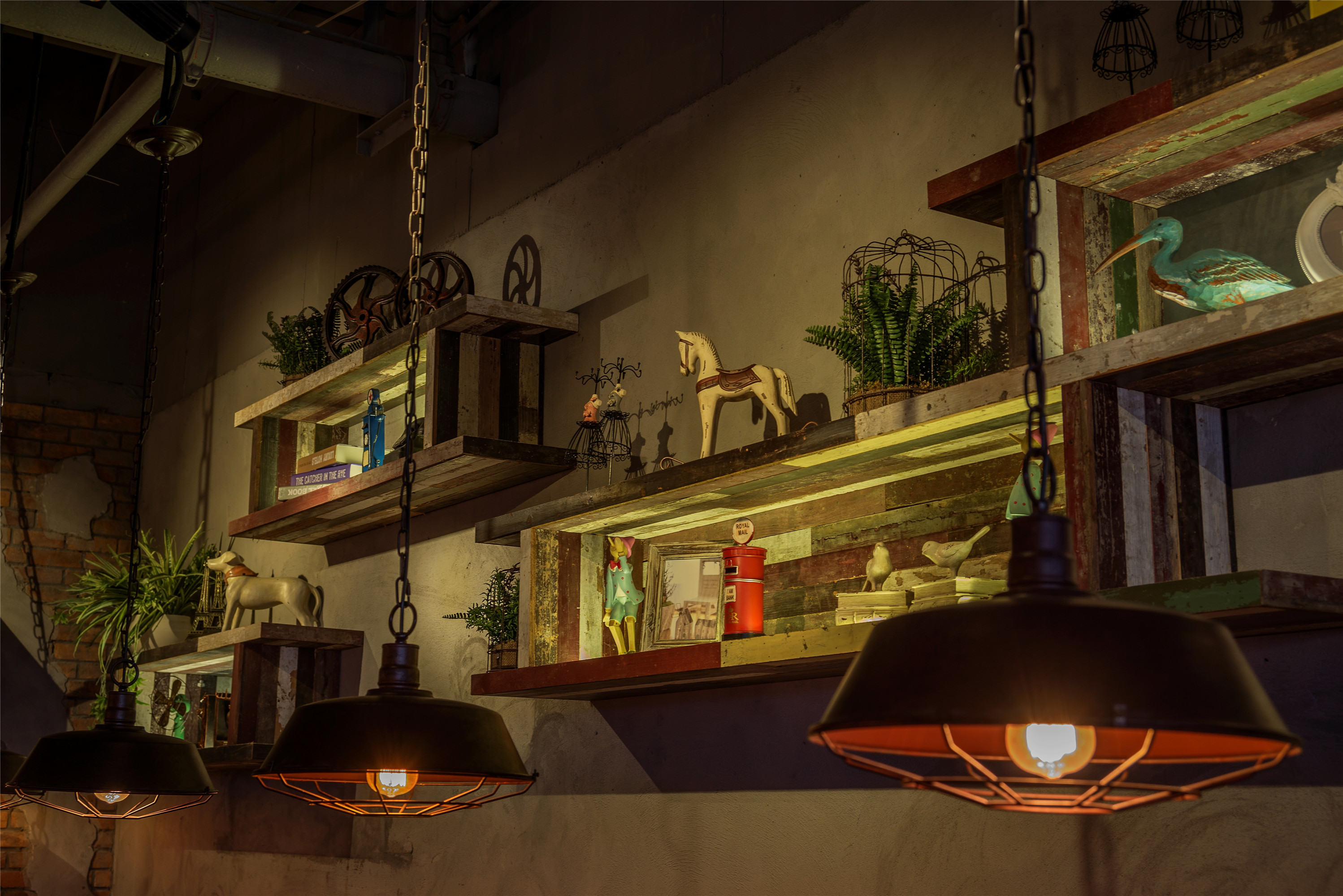 工業(yè)風茶餐廳裝修設計-第1張圖片-上海古都建筑設計集團