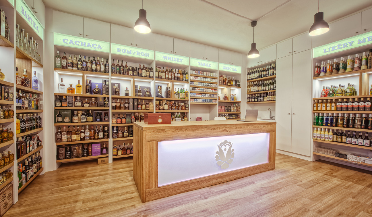 現(xiàn)代時(shí)尚酒莊裝修設(shè)計(jì)-第1張圖片-上海古都建筑設(shè)計(jì)集團(tuán)