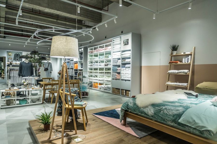 簡約家具一體店裝修設(shè)計(jì)-第4張圖片-上海古都建筑設(shè)計(jì)集團(tuán)