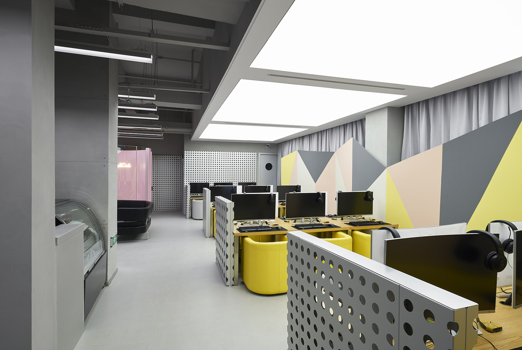 簡(jiǎn)約時(shí)尚風(fēng)格網(wǎng)吧裝修設(shè)計(jì)-第1張圖片-上海古都建筑設(shè)計(jì)集團(tuán) 簡(jiǎn)約時(shí)尚風(fēng)格網(wǎng)吧裝修設(shè)計(jì)-第1張圖片-上海古都建筑設(shè)計(jì)集團(tuán)