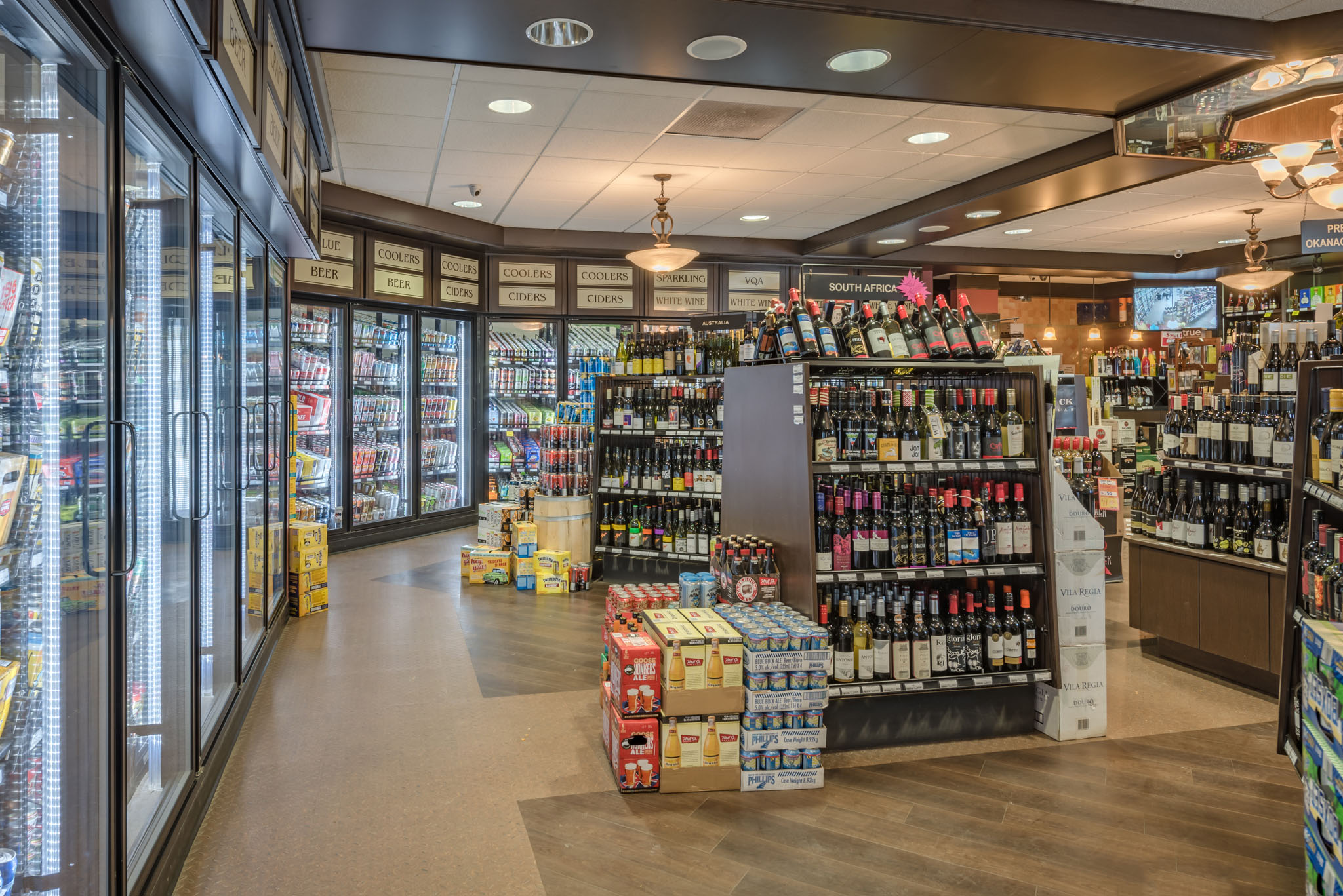 現(xiàn)代工業(yè)風酒莊裝修設計-第1張圖片-上海古都建筑設計集團