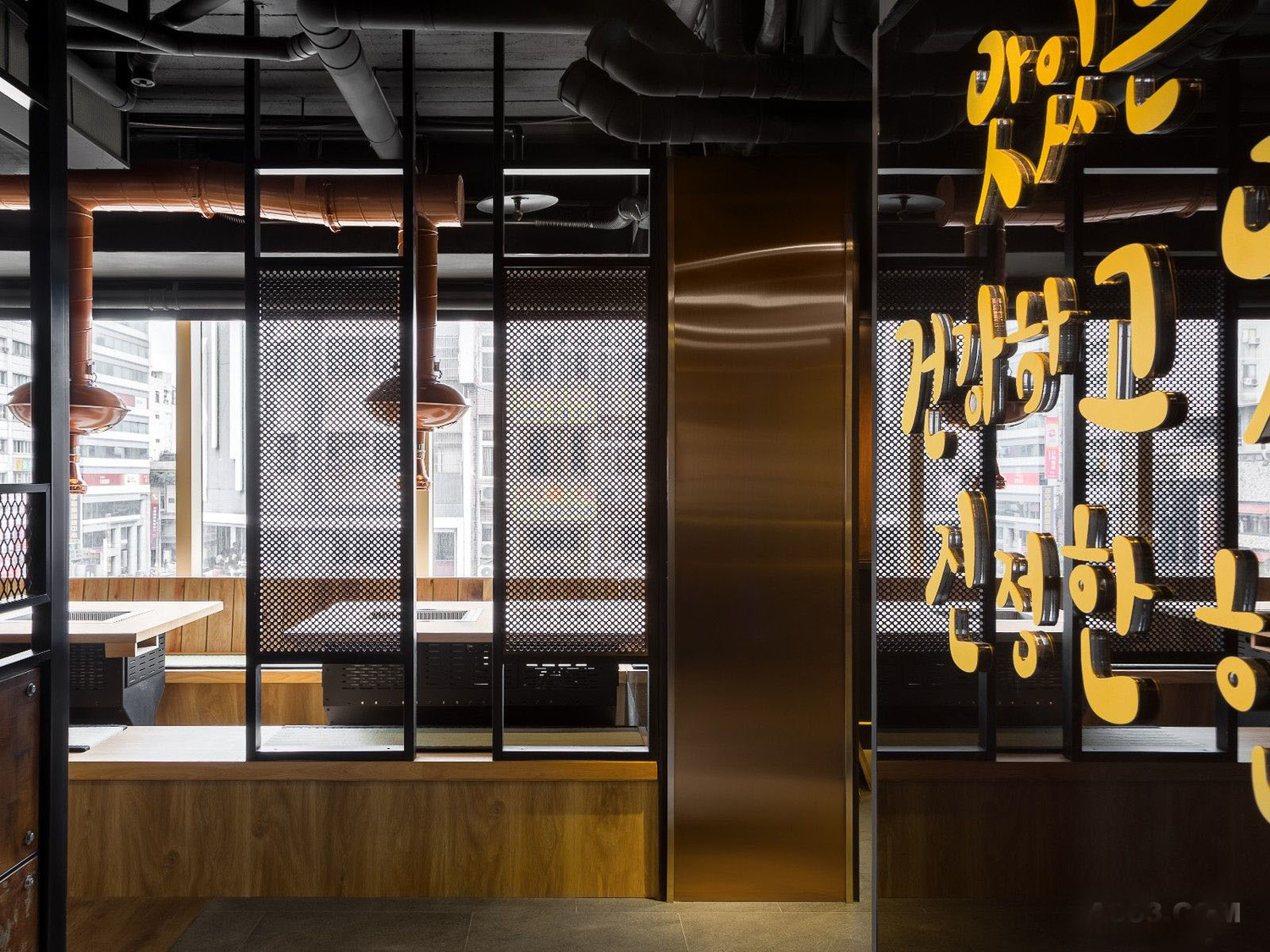 現(xiàn)代簡(jiǎn)約工業(yè)風(fēng)韓式烤肉店裝修設(shè)計(jì)-第2張圖片-上海古都建筑設(shè)計(jì)集團(tuán)