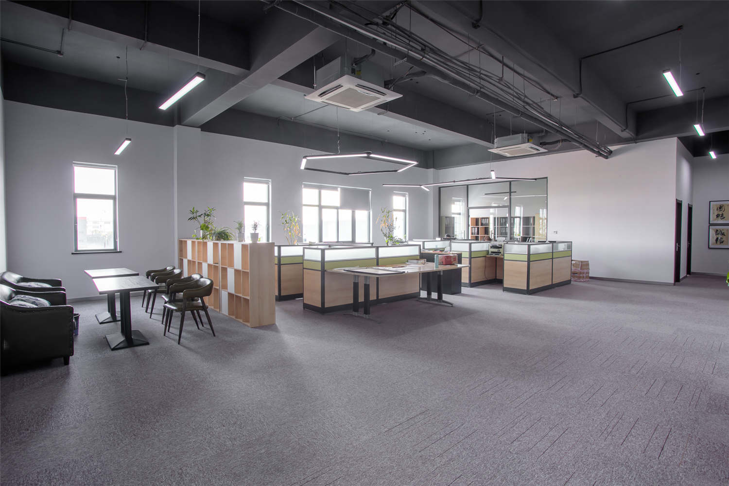 工裝建筑公司辦公室裝修設(shè)計-第2張圖片-上海古都建筑設(shè)計集團 工裝建筑公司辦公室裝修設(shè)計-第2張圖片-上海古都建筑設(shè)計集團