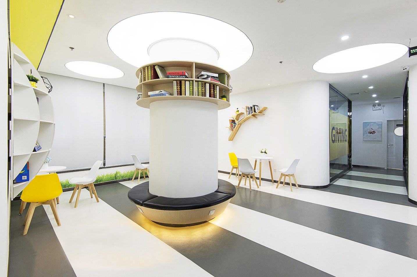 國(guó)外英語培訓(xùn)中心裝修設(shè)計(jì)-第2張圖片-上海古都建筑設(shè)計(jì)集團(tuán)