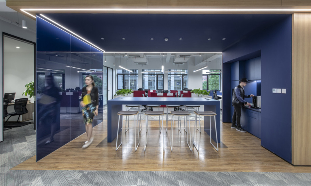 公共科技風(fēng)格辦公室裝修設(shè)計-第4張圖片-上海古都建筑設(shè)計集團 公共科技風(fēng)格辦公室裝修設(shè)計-第4張圖片-上海古都建筑設(shè)計集團