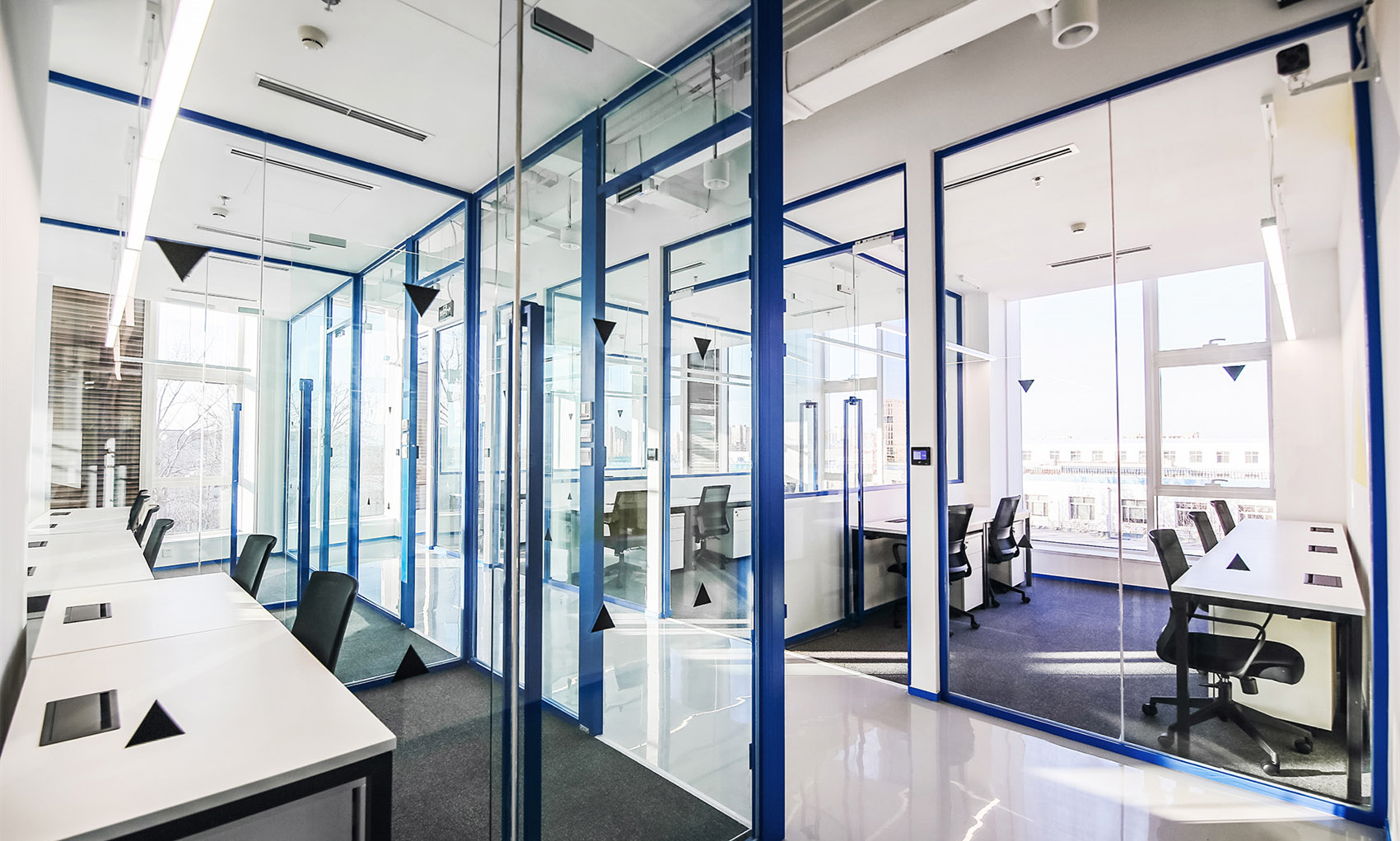 工業(yè)建筑風(fēng)格辦公室裝修設(shè)計-第3張圖片-上海古都建筑設(shè)計集團 工業(yè)建筑風(fēng)格辦公室裝修設(shè)計-第3張圖片-上海古都建筑設(shè)計集團