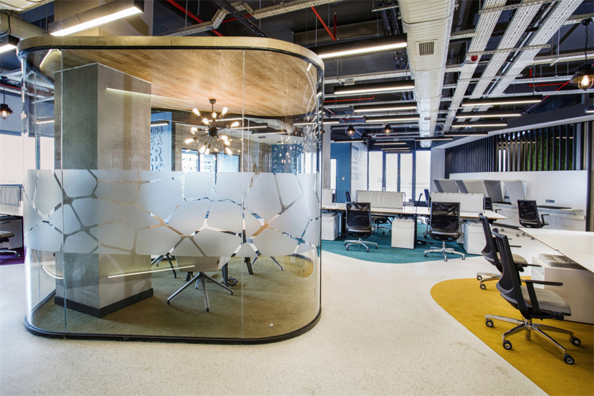 松江工廠辦公室設(shè)計(jì)裝潢效果-第3張圖片-上海古都建筑設(shè)計(jì)集團(tuán) 松江工廠辦公室設(shè)計(jì)裝潢效果-第3張圖片-上海古都建筑設(shè)計(jì)集團(tuán)