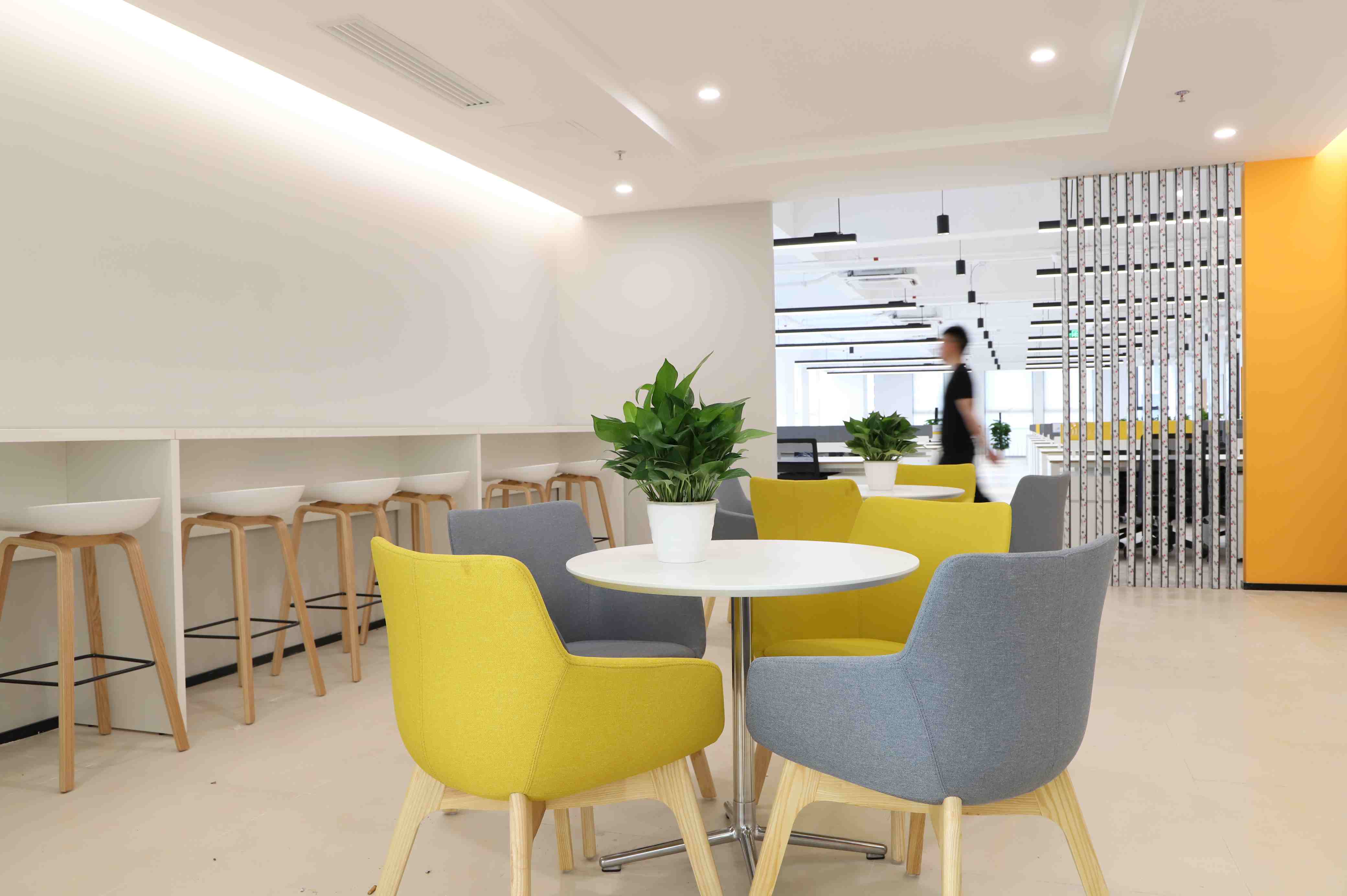 4200平米科技公司辦公設(shè)計裝修欣賞-第5張圖片-上海古都建筑設(shè)計集團(tuán)