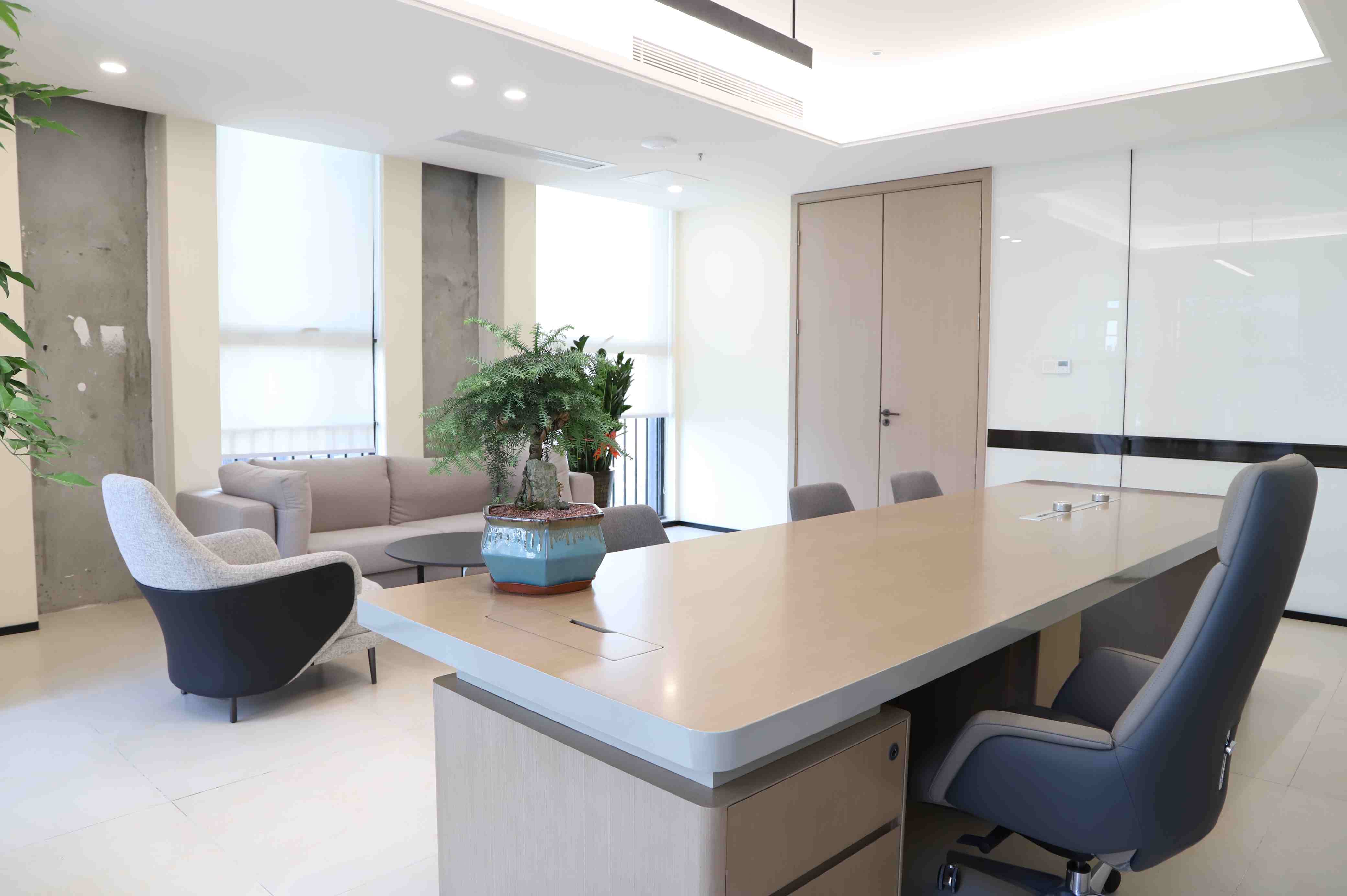 4200平米科技公司辦公設(shè)計裝修欣賞-第7張圖片-上海古都建筑設(shè)計集團(tuán)