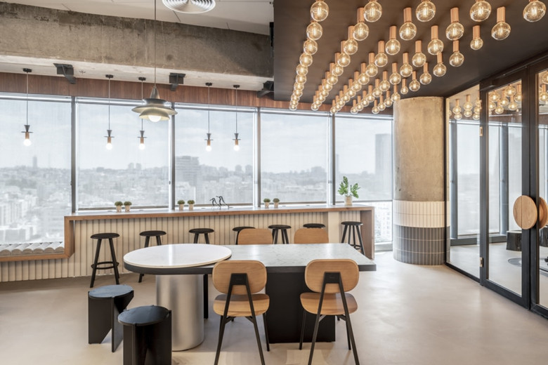 金融科技公司辦公室設(shè)計裝潢效果-辦公室裝修設(shè)計效果圖-第4張圖片-上海古都建筑設(shè)計集團(tuán)