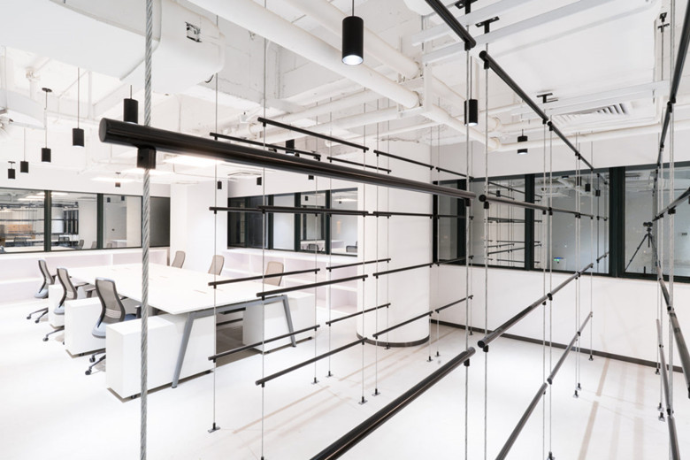 奉賢1600平米時(shí)裝公司辦公室裝潢設(shè)計(jì)-辦公室裝修設(shè)計(jì)效果圖-第5張圖片-上海古都建筑設(shè)計(jì)集團(tuán)